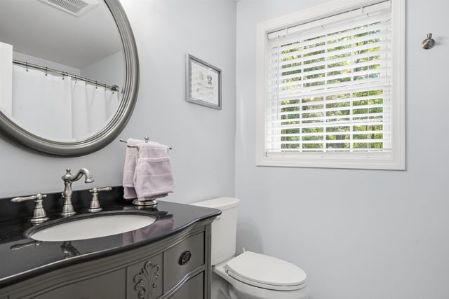 165 South Ridge Drive, Manchester, NH 03109