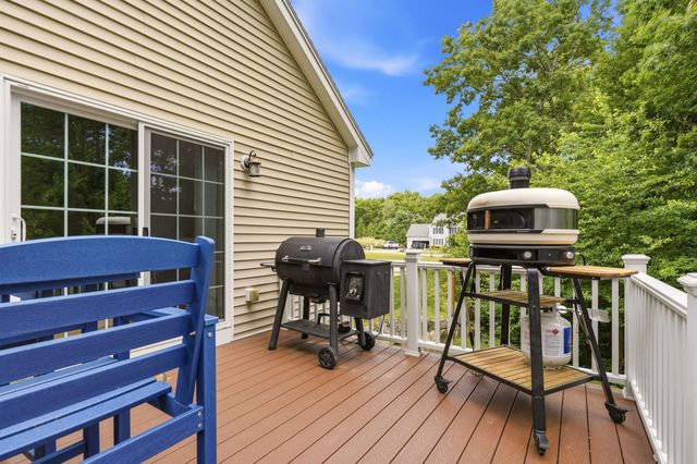 165 South Ridge Drive, Manchester, NH 03109
