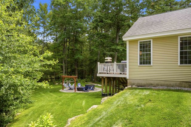 165 South Ridge Drive, Manchester, NH 03109