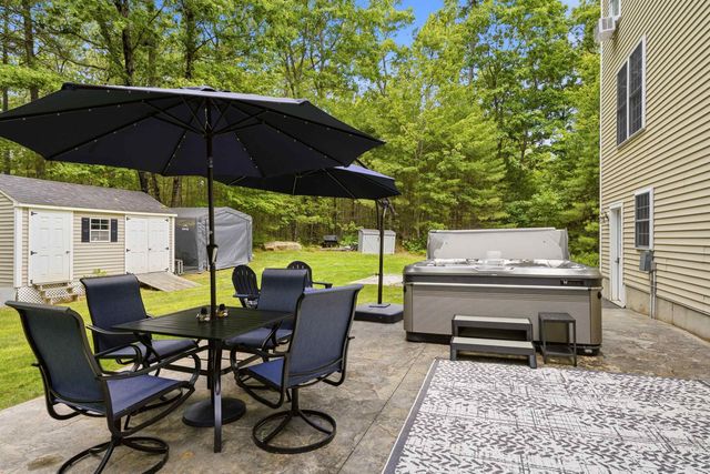 165 South Ridge Drive, Manchester, NH 03109