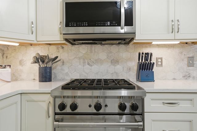 165 South Ridge Drive, Manchester, NH 03109