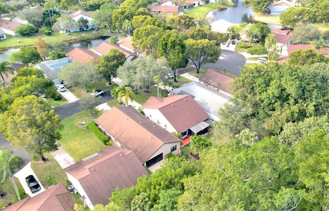 2460 Fiddleleaf Avenue, Coconut Creek, FL 33063