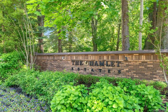 8 Bolton Drive, Manhasset, NY 11030