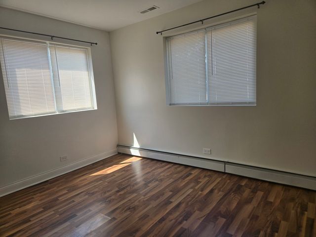 4976 N MILWAUKEE Avenue 103, Chicago, IL 60630