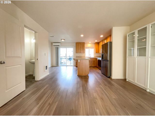 6103 Ne 34TH St, Vancouver, WA 98661