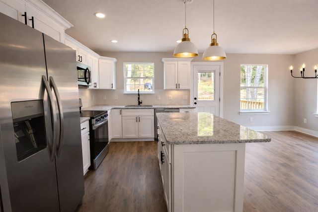 4619 Chapel Hill Rd, Southside, TN 37171