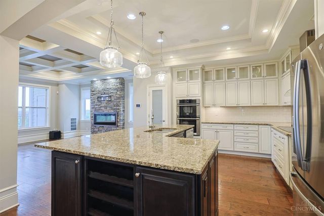 5349 Grand Vista Court, Cincinnati, OH 45227