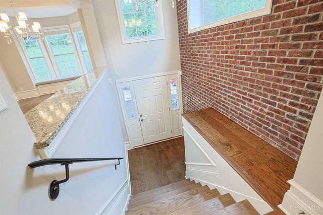 5349 Grand Vista Court, Cincinnati, OH 45227