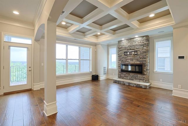 5349 Grand Vista Court, Cincinnati, OH 45227