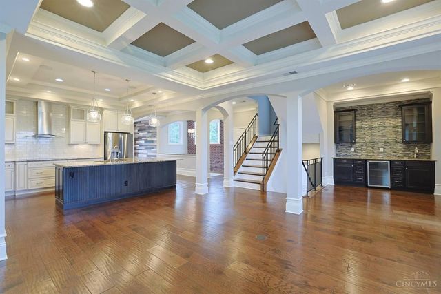 5349 Grand Vista Court, Cincinnati, OH 45227