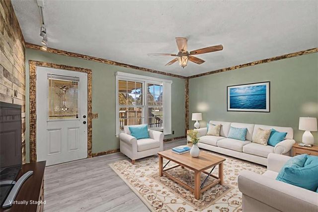 215 Parkway Drive, Adairsville, GA 30103