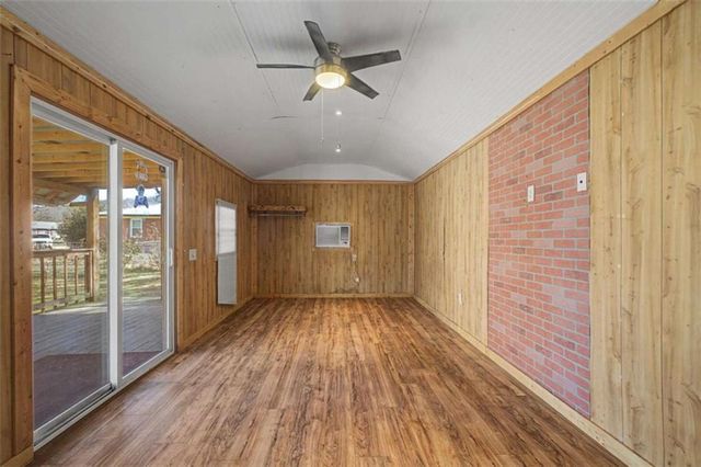 215 Parkway Drive, Adairsville, GA 30103