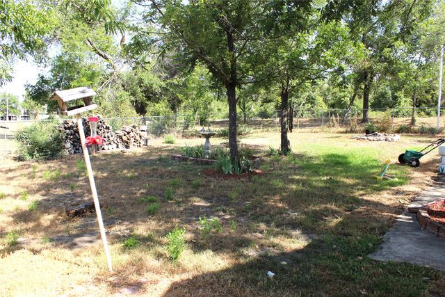 312 Magnolia Street, Hico, TX 76457