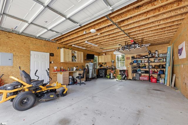 5 Vineyard Way, Williamston, SC 29697