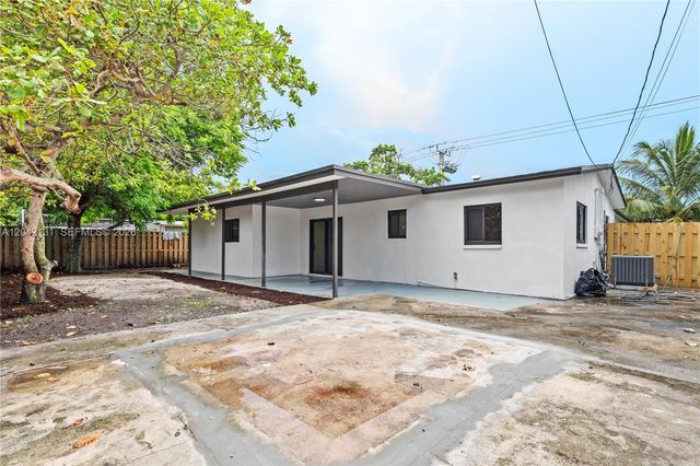 5890 NW 15th St, Sunrise, FL 33313