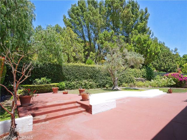 5465 Valley View, Rancho Palos Verdes, CA 90275