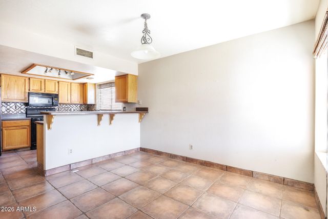 1854 N CENTER Avenue, Casa Grande, AZ 85122