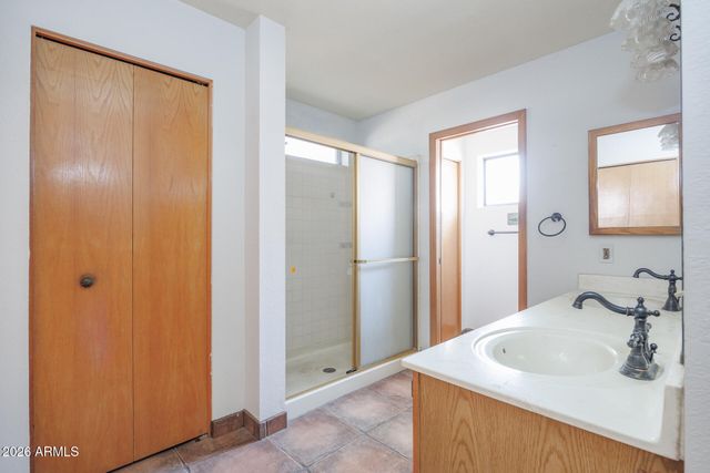 1854 N CENTER Avenue, Casa Grande, AZ 85122