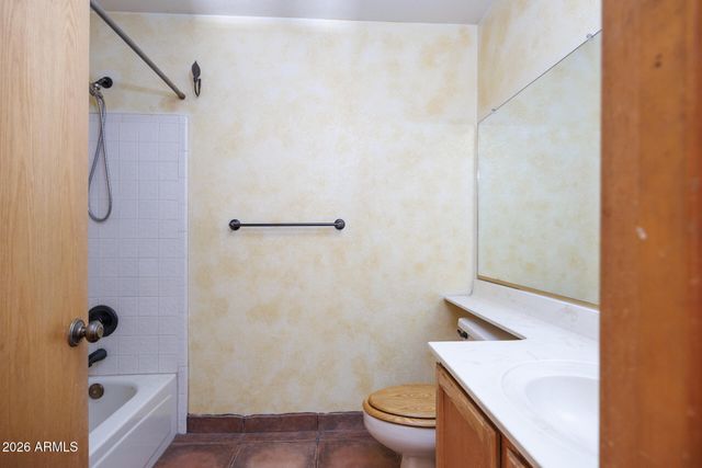 1854 N CENTER Avenue, Casa Grande, AZ 85122