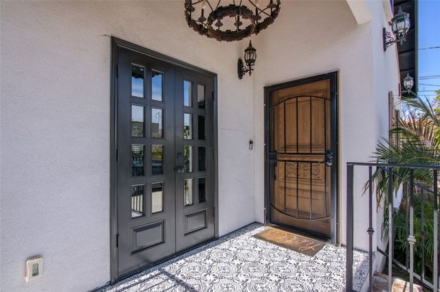 199 N Myers Street, Burbank, CA 91506