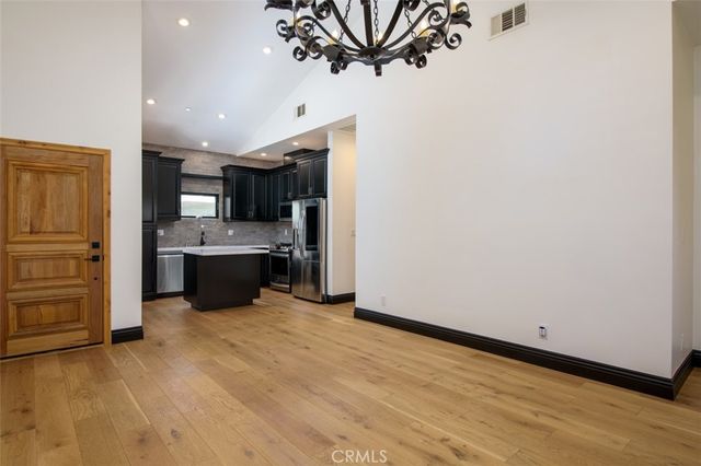 199 N Myers Street, Burbank, CA 91506