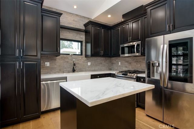 199 N Myers Street, Burbank, CA 91506