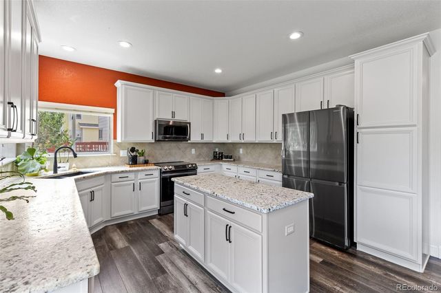 7664 Bison Court, Littleton, CO 80125