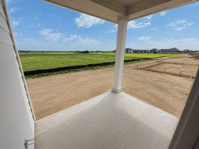 304 Sleep Hollow, Jarrell, TX 76537