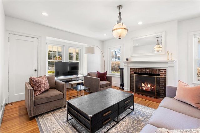 143 Gaylor Road, Scarsdale, NY 10583