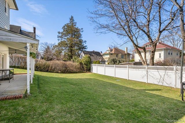 143 Gaylor Road, Scarsdale, NY 10583