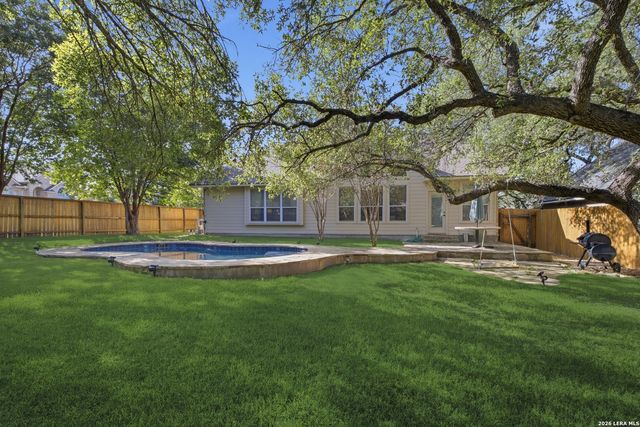 902 Pickwick, San Antonio, TX 78260