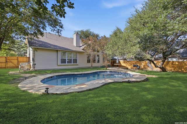 902 Pickwick, San Antonio, TX 78260