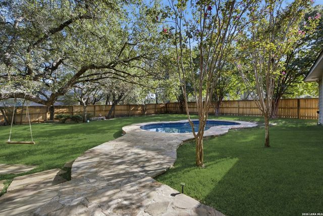 902 Pickwick, San Antonio, TX 78260