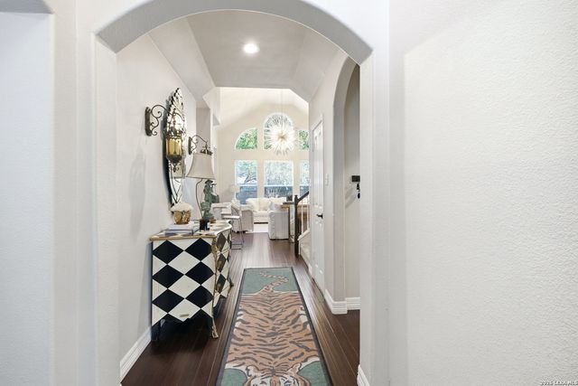 902 Pickwick, San Antonio, TX 78260