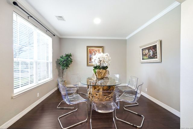 902 Pickwick, San Antonio, TX 78260