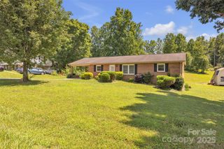 369 Birch Circle Drive, Hudson, NC 28638