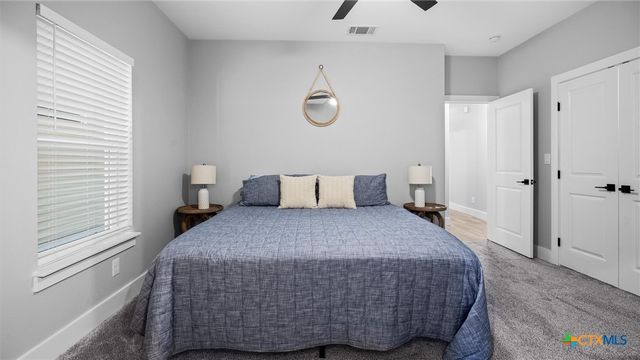 540 River Run 113, New Braunfels, TX 78132