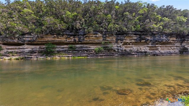 540 River Run 113, New Braunfels, TX 78132