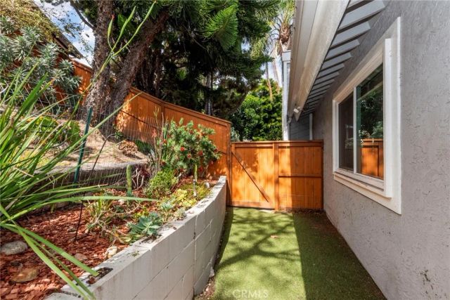 1901 Laurel, Oceanside, CA 92054