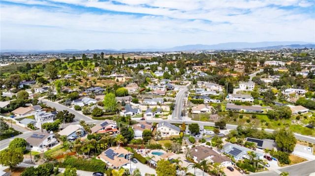 1901 Laurel, Oceanside, CA 92054