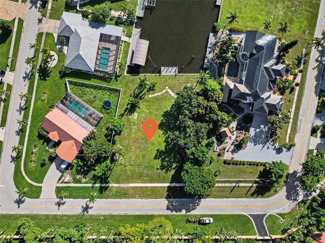 180 COUSLEY DRIVE SE, Port Charlotte, FL 33952
