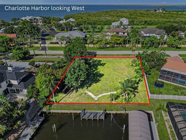 180 COUSLEY DRIVE SE, Port Charlotte, FL 33952