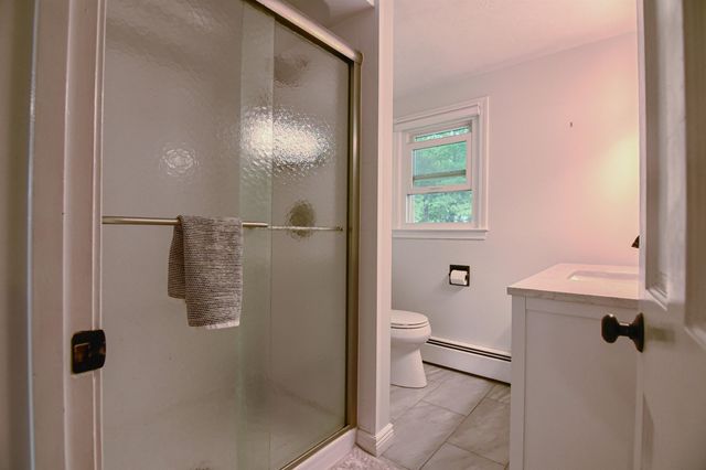 16 Century Road, Nashua, NH 03064