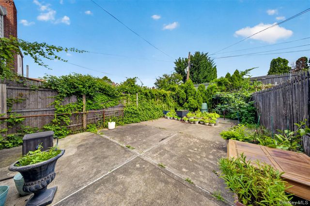 198-23 29th Avenue, Flushing, NY 11358