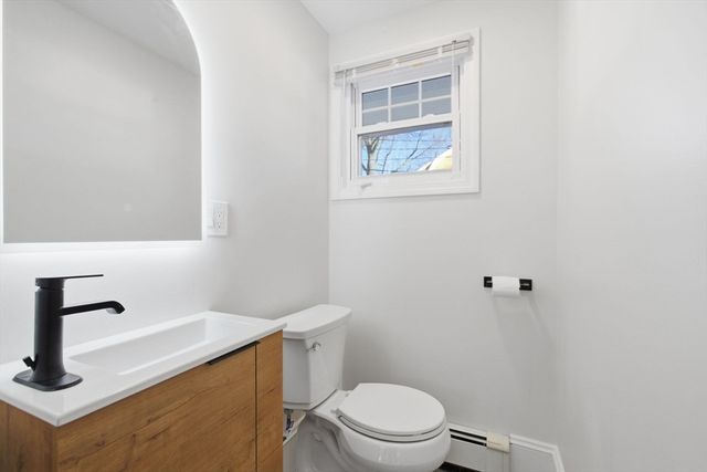 80 Blue Hills Pkwy, Milton, MA 02186