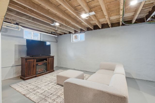 80 Blue Hills Pkwy, Milton, MA 02186