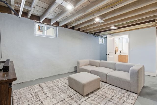 80 Blue Hills Pkwy, Milton, MA 02186