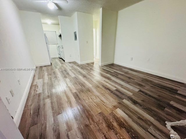 932 NW 5th Street, Miami, FL 33128