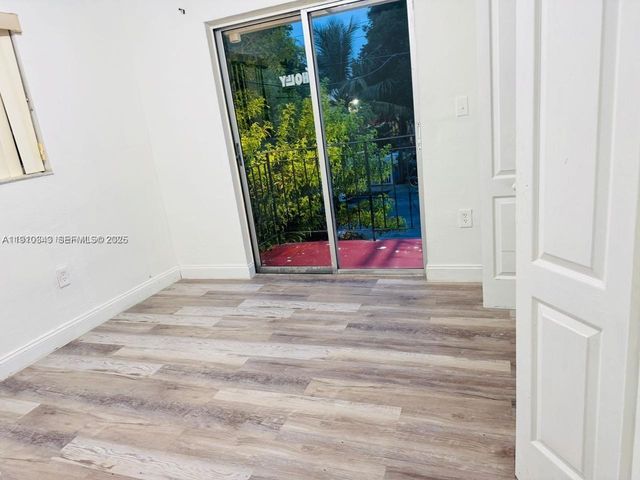 932 NW 5th Street, Miami, FL 33128