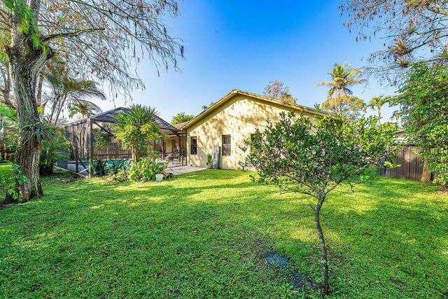 1510 Firethorn Drive, Wellington, FL 33414